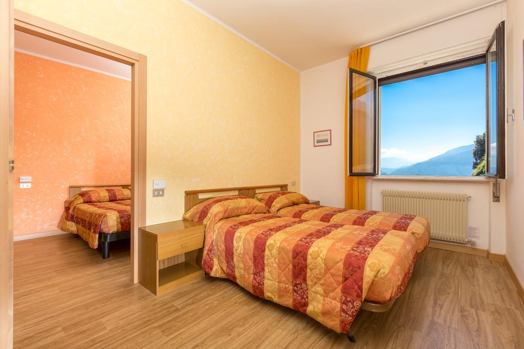 טנו Hotel Antica Croce - Gardaslowemotion מראה חיצוני תמונה
